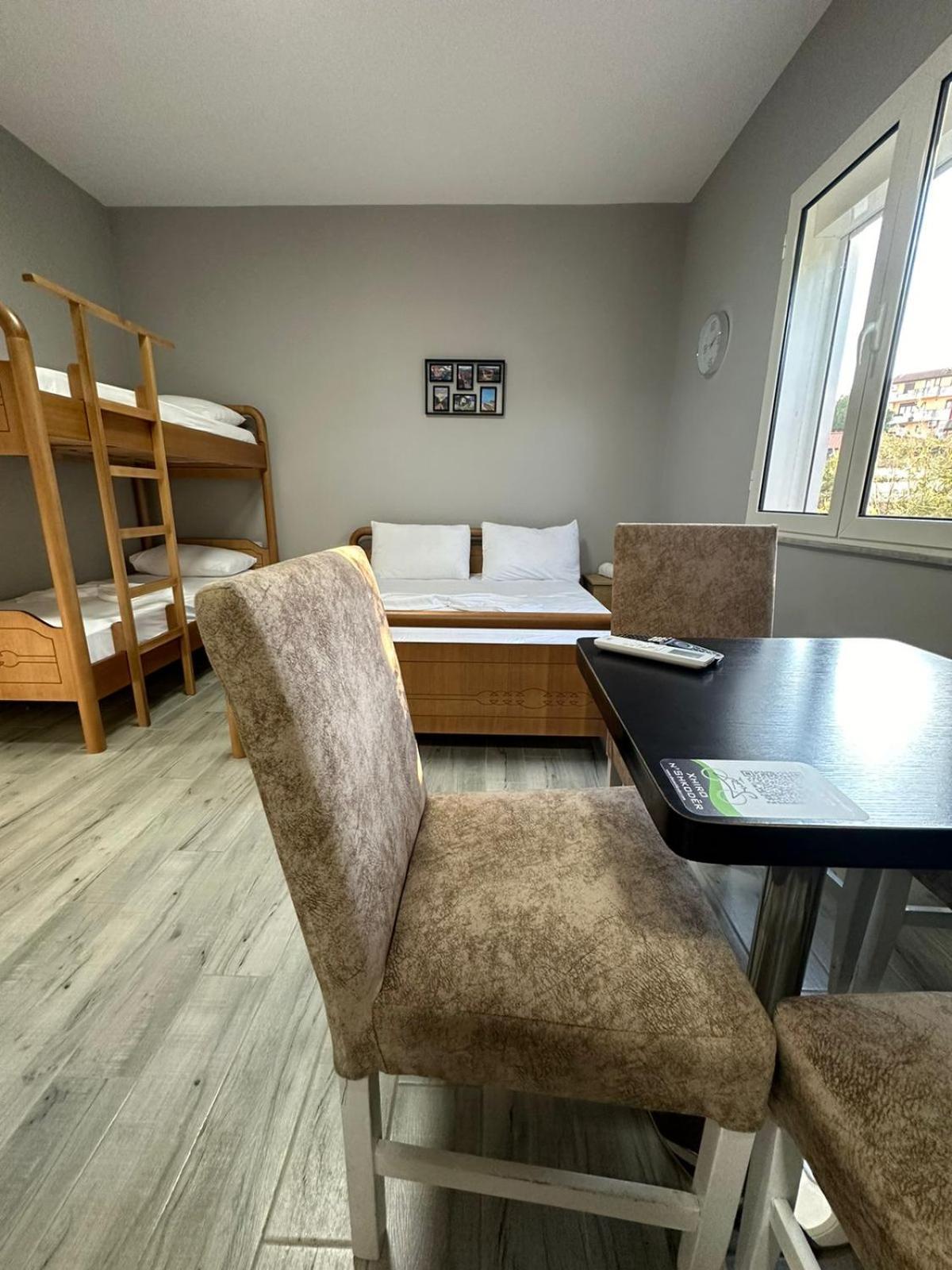 Xhiro N'Shkoder Apartments Ngoại thất bức ảnh