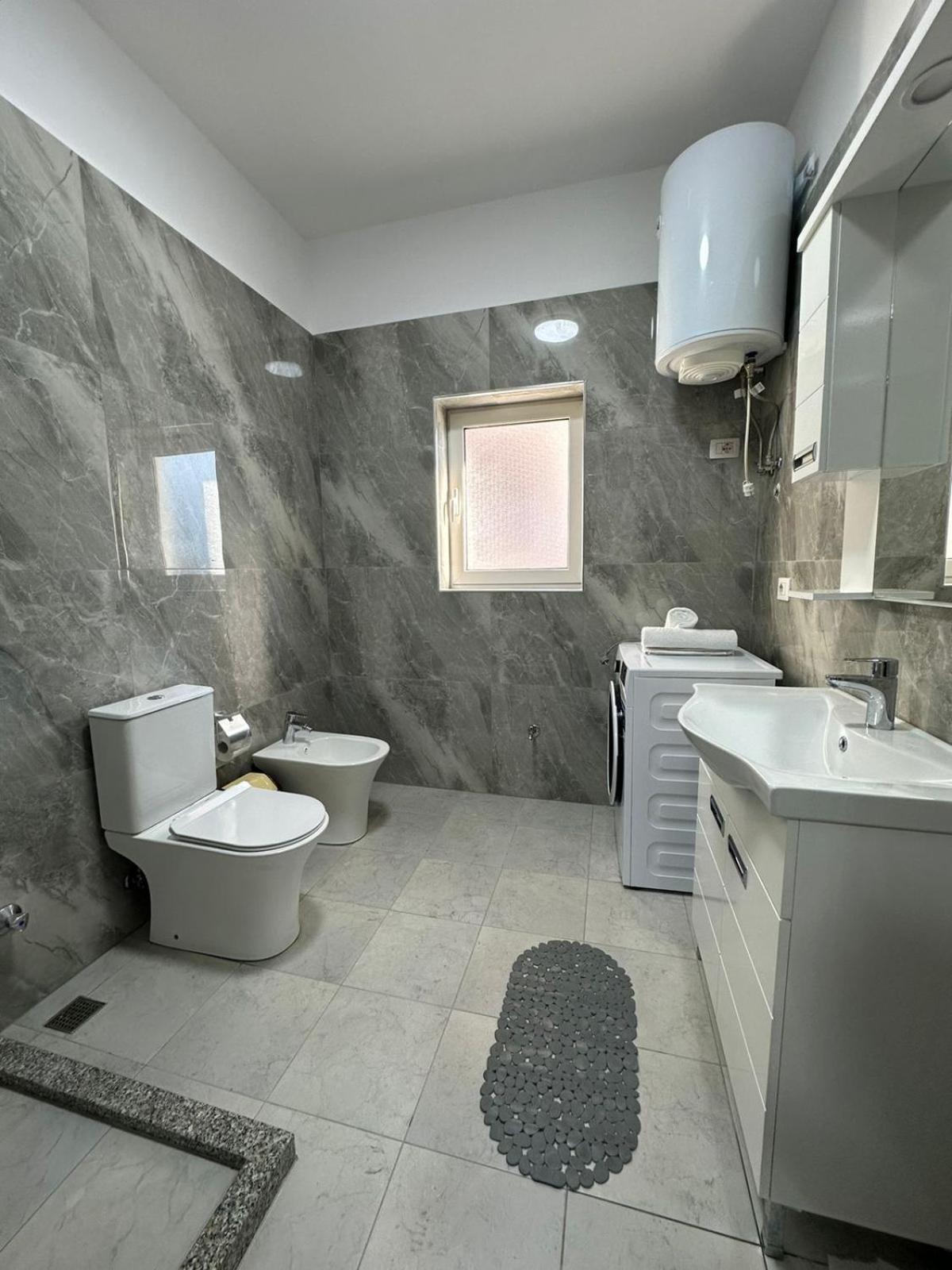 Xhiro N'Shkoder Apartments Ngoại thất bức ảnh